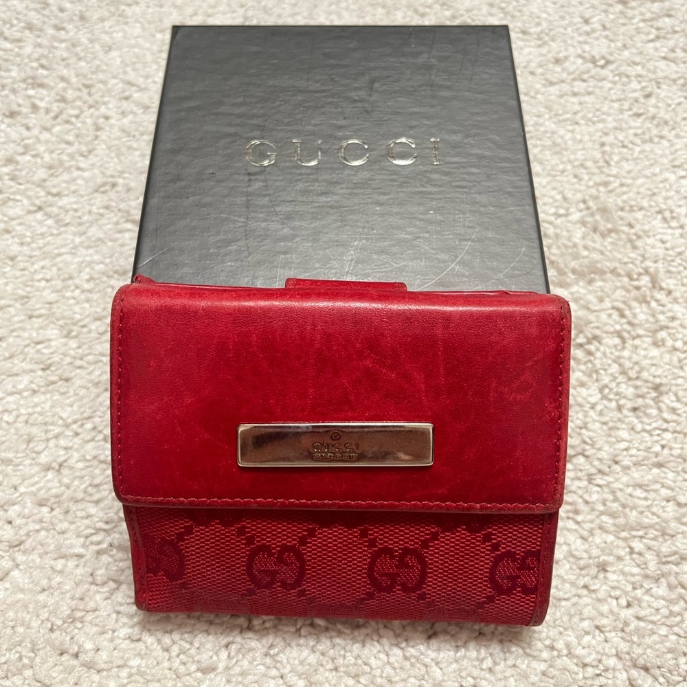 Gucci wallet